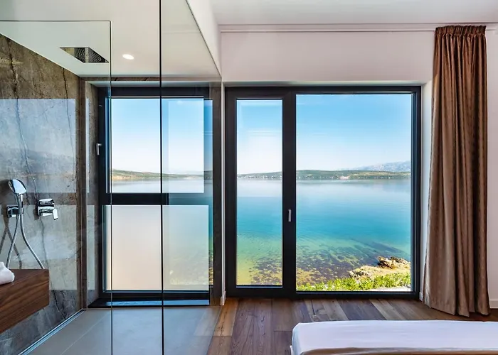 Villa Luxury Novita With Pool