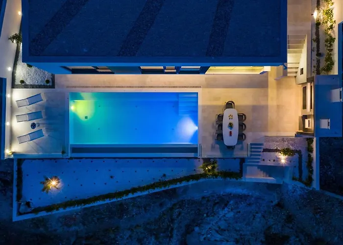 Luxury Novita With Pool *
