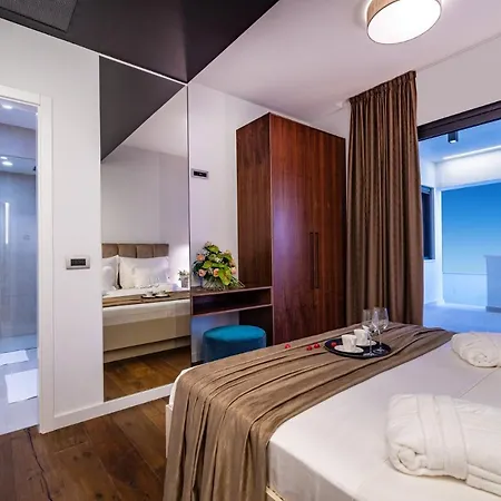 Luxury Novita With Pool *