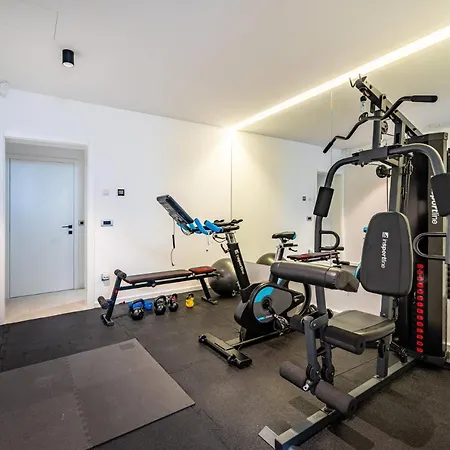 Villa Luxury Novita With Pool