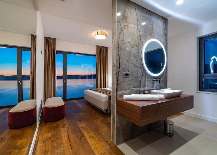 Vila Luxury Novita With Pool Novigrad (Dalmatia)